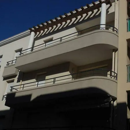 Modena * 滨海萨纳里